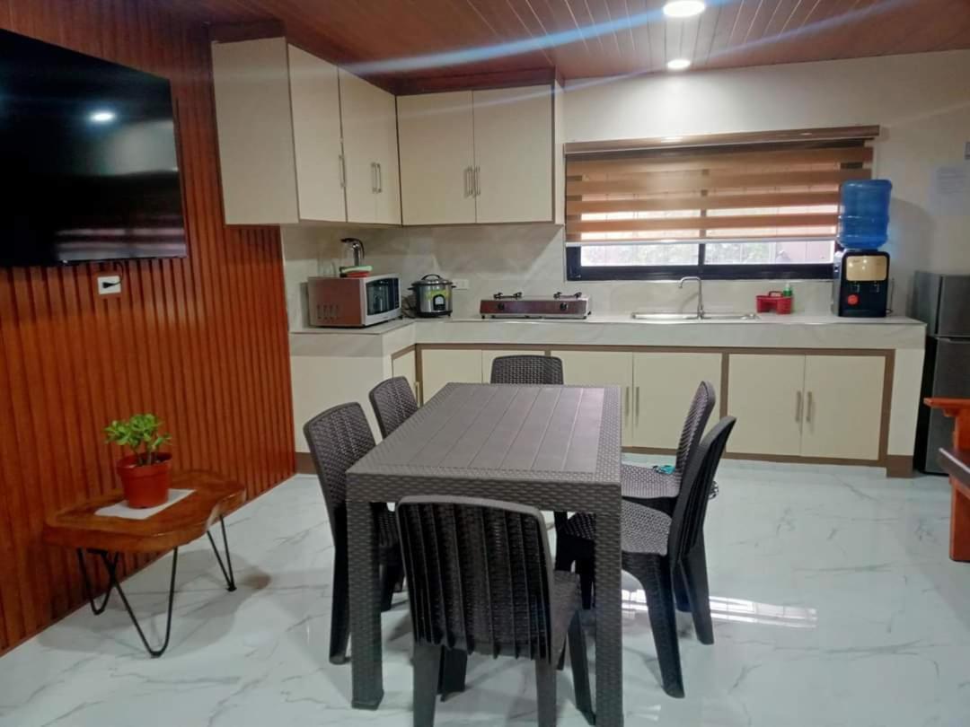 Labella Vista Apartment Baguio City Екстер'єр фото